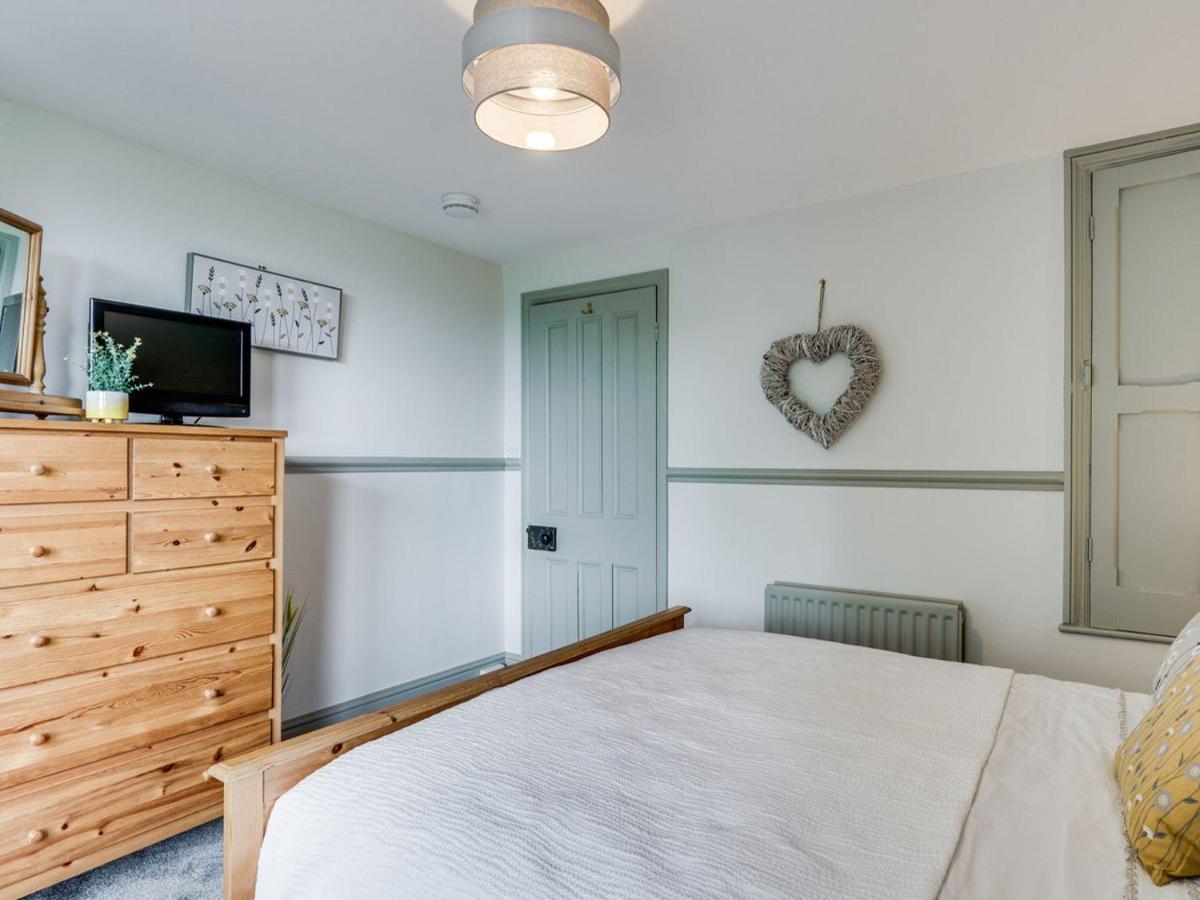 Gorgeous Cottage In Bowness Екстер'єр фото