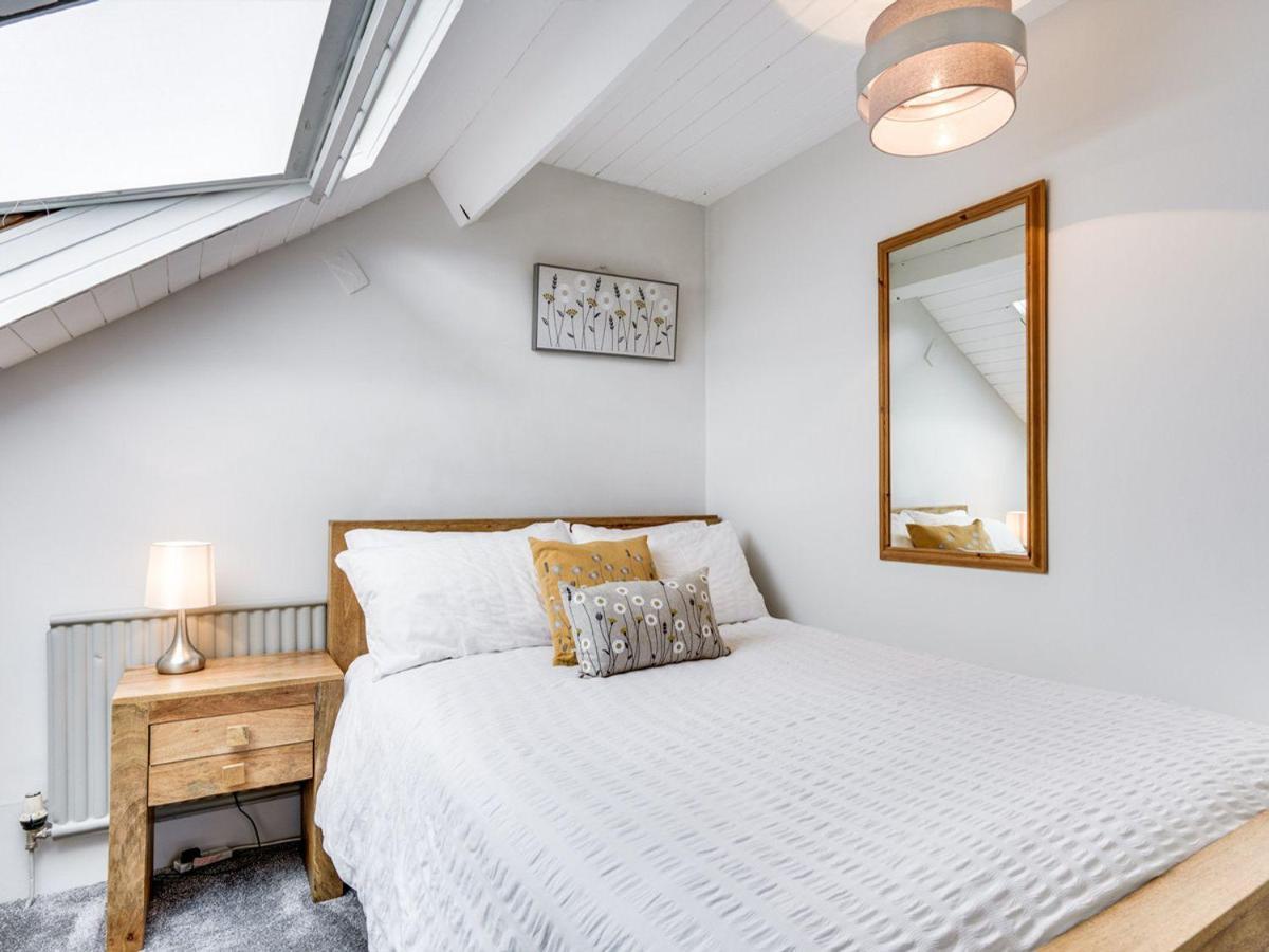 Gorgeous Cottage In Bowness Екстер'єр фото